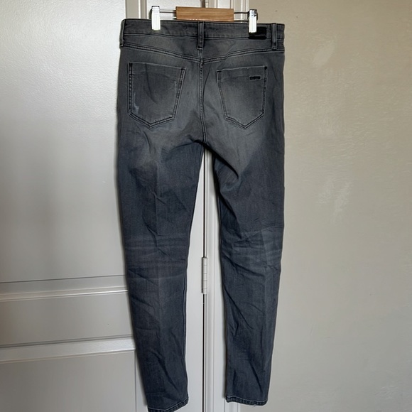 Zara gray distressed skinny jeans - Picture 6 of 6